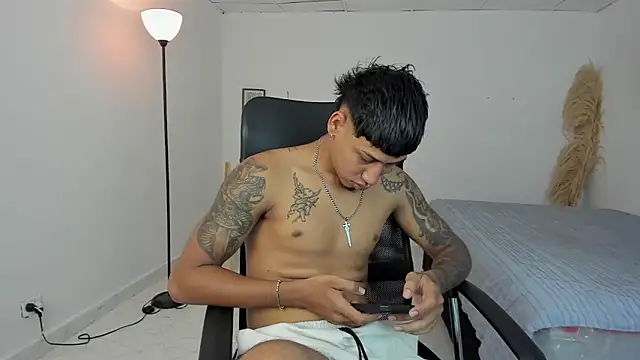 Snapshot of slim_master12 chatting on March 2026 09:07:01 PM slim master12 online show from March 2026 09:07:01 PM