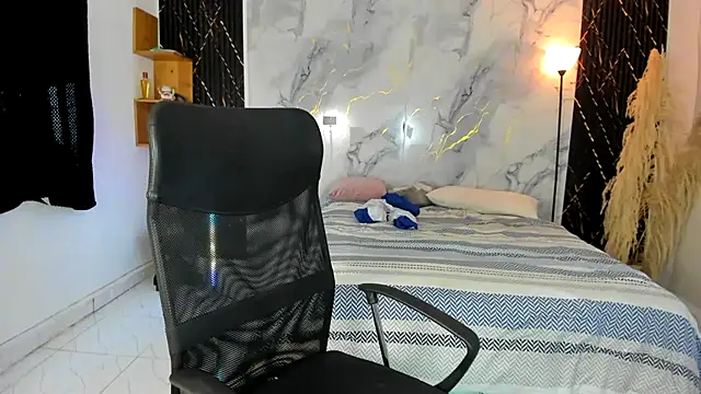 Snapshot of slim_master12 chatting on May 2026 08:35:02 PM slim master12 online show from May 2026 08:35:02 PM