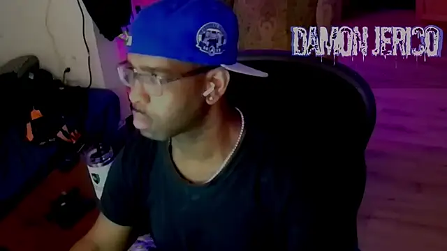 Snapshot of Southernfuckery chatting on March 2026 01:44:01 AM Southernfuckery online show from March 2026 01:44:01 AM