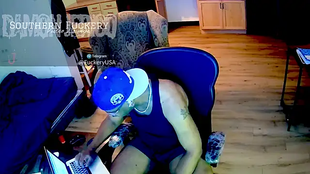 Snapshot of Southernfuckery chatting on April 2026 06:19:01 AM Southernfuckery online show from April 2026 06:19:01 AM