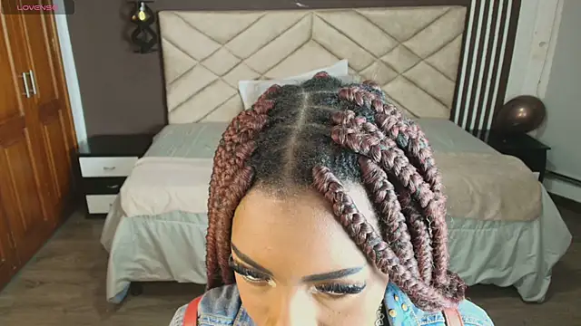 Raquel jones online show from February 2025 11:46:01 AM