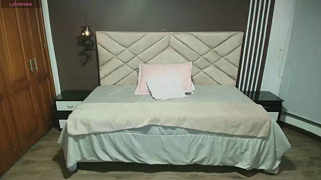 Raquel jones online show from March 2025 11:39:02 AM