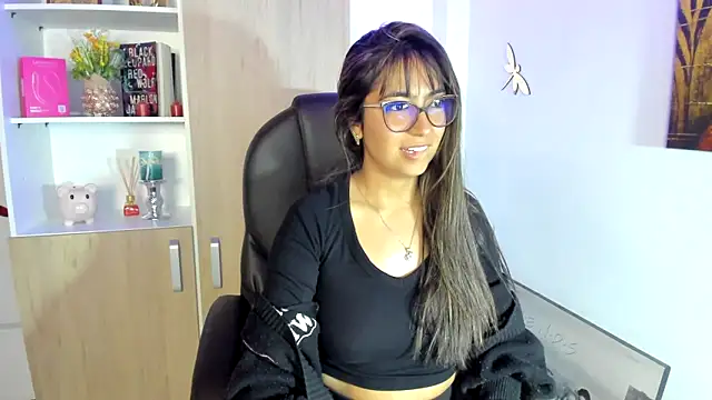 Isabellaa22 1 online show from February 2025 01:44:02 AM