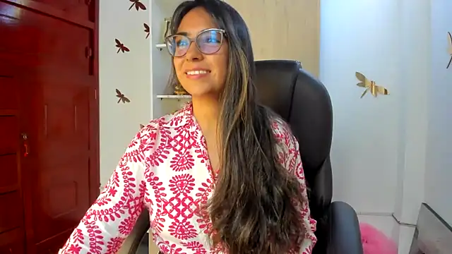 Isabellaa22 1 online show from November 2025 06:07:02 PM