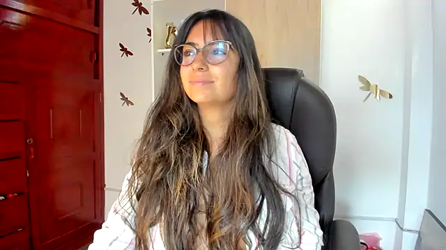 Isabellaa22 1 online show from November 2025 05:31:01 PM