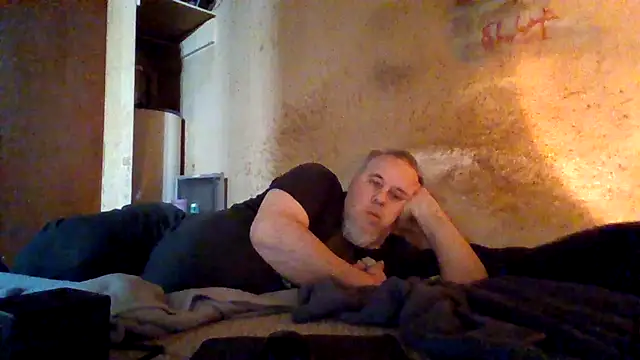 Nightshade7712 online show from February 2026 03:37:02 AM