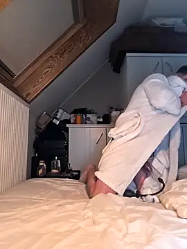 Snapshot of Vekie_007 chatting on November 2025 09:20:02 PM Vekie 007 online show from November 2025 09:20:02 PM