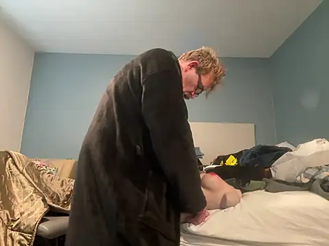 JakTRipr online show from March 2025 07:49:02 PM