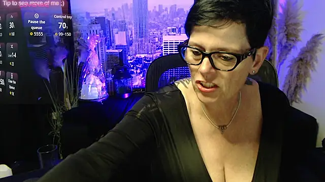 Snapshot of ninarandmann chatting on June 2026 02:38:01 PM ninarandmann online show from June 2026 02:38:01 PM