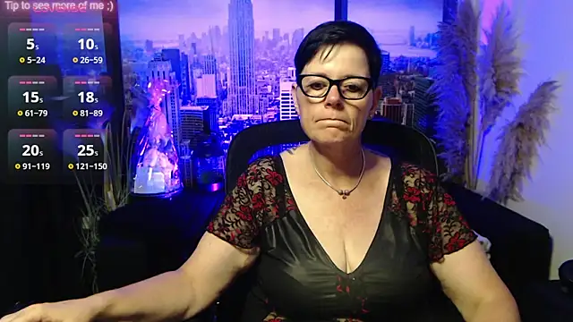 Snapshot of ninarandmann chatting on July 2026 01:56:01 PM ninarandmann online show from July 2026 01:56:01 PM