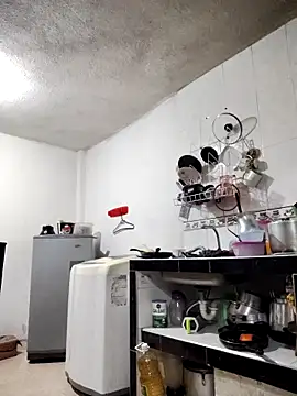 Natasha milf   online show from October 2025 10:32:02 AM