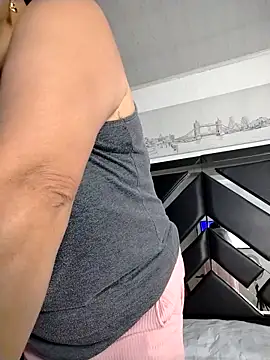 Snapshot of Natasha_milf__ chatting on March 2026 03:49:02 PM Natasha milf online show from March 2026 03:49:02 PM