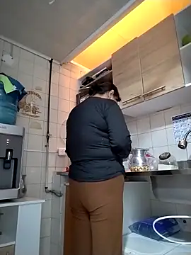 Snapshot of Natasha_milf__ chatting on April 2026 12:57:02 PM Natasha milf online show from April 2026 12:57:02 PM