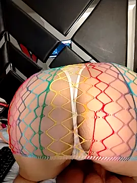 Snapshot of Natasha_milf__ chatting on April 2026 09:39:33 PM Natasha milf online show from April 2026 09:39:33 PM