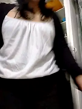 Snapshot of Natasha_milf__ chatting on April 2026 12:42:01 PM Natasha milf online show from April 2026 12:42:01 PM