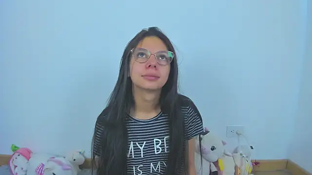 Snapshot of Bonniepark chatting on November 2025 12:38:02 PM Bonniepark online show from November 2025 12:38:02 PM