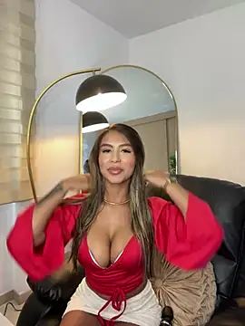  laura 02 online show from February 2025 05:07:02 PM