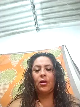 Snapshot of hanny_milf chatting on March 2025 01:53:02 PM hanny milf online show from March 2025 01:53:02 PM