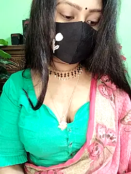 Idhika Paul online show from January 2026 03:28:02 PM