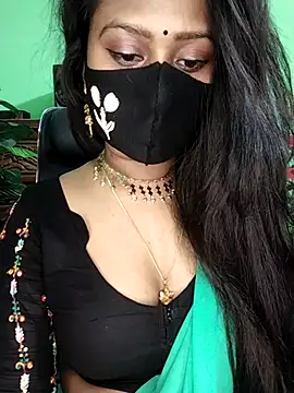 Idhika Paul online show from January 2026 05:49:02 PM