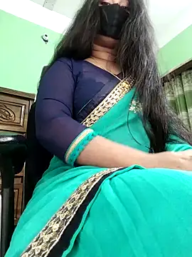 Idhika Paul online show from March 2026 07:15:01 AM