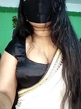 Idhika Paul online show from March 2026 01:00:01 PM