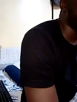 Snapshot of MaskedGQ chatting on February 2025 05:23:01 AM MaskedGQ online show from February 2025 05:23:01 AM