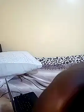 Snapshot of MaskedGQ chatting on February 2025 01:07:01 PM MaskedGQ online show from February 2025 01:07:01 PM