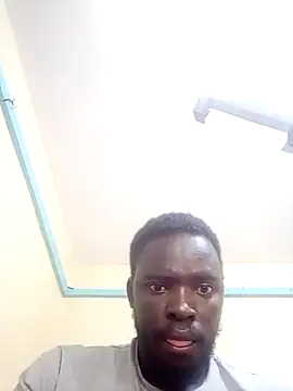 Snapshot of MaskedGQ chatting on March 2025 04:26:02 AM MaskedGQ online show from March 2025 04:26:02 AM