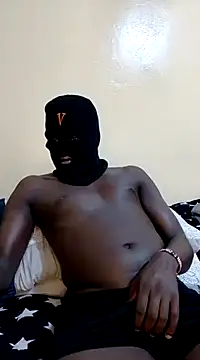 Snapshot of MaskedGQ chatting on March 2025 02:19:02 PM MaskedGQ online show from March 2025 02:19:02 PM