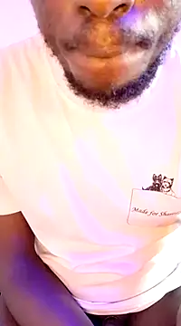 Snapshot of MaskedGQ chatting on March 2025 10:52:02 AM MaskedGQ online show from March 2025 10:52:02 AM