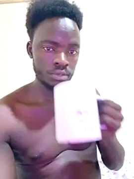 Snapshot of MaskedGQ chatting on October 2025 12:02:02 AM MaskedGQ online show from October 2025 12:02:02 AM