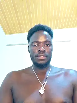 Snapshot of MaskedGQ chatting on October 2025 11:39:01 PM MaskedGQ online show from October 2025 11:39:01 PM