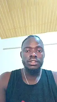 Snapshot of MaskedGQ chatting on November 2025 02:44:01 AM MaskedGQ online show from November 2025 02:44:01 AM