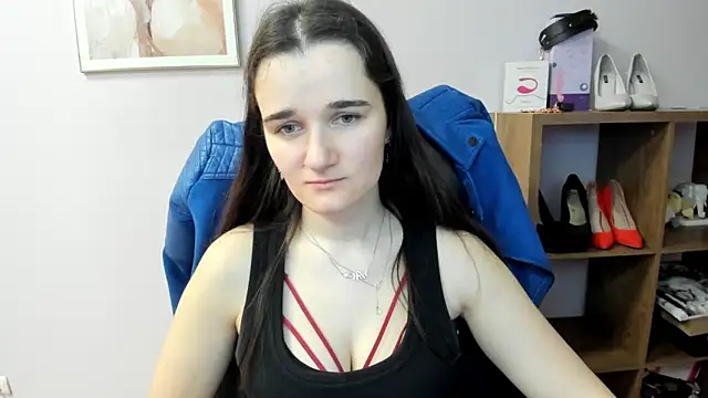 Snapshot of KateDelight chatting on April 2026 07:01:01 AM KateDelight online show from April 2026 07:01:01 AM