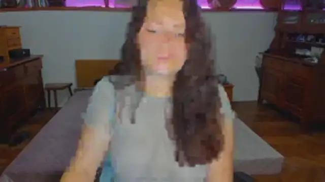 SoftlyShine online show from December 2025 06:47:01 PM