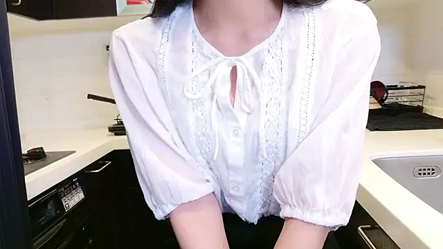 Snapshot of sayaka_xo chatting on June 2026 12:12:02 AM sayaka xo online show from June 2026 12:12:02 AM