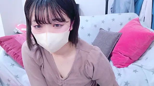 Snapshot of Minami_San chatting on December 2024 04:49:02 PM Minami San online show from December 2024 04:49:02 PM