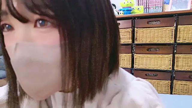 Snapshot of Minami_San chatting on January 2025 06:01:02 PM Minami San online show from January 2025 06:01:02 PM