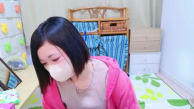 Snapshot of Minami_San chatting on February 2025 05:49:02 PM Minami San online show from February 2025 05:49:02 PM