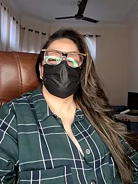 SEXY-Sardarni online show from September 2025 07:01:01 AM