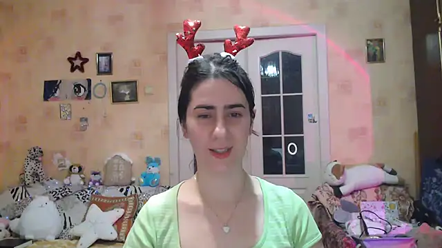 Snapshot of INELIKA chatting on December 2024 09:31:01 PM INELIKA online show from December 2024 09:31:01 PM