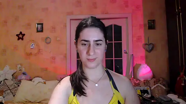 Snapshot of INELIKA chatting on March 2025 10:04:02 PM INELIKA online show from March 2025 10:04:02 PM