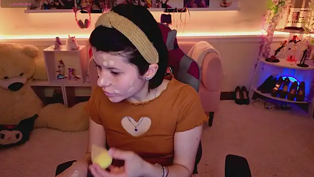 Katya Zaitseva online show from April 2026 12:30:01 PM