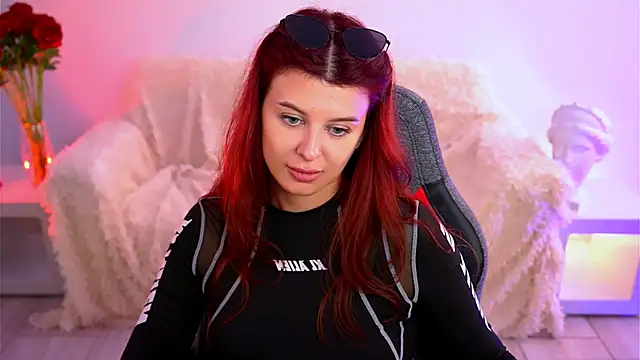 Snapshot of NicoleMun chatting on April 2026 01:18:01 PM NicoleMun online show from April 2026 01:18:01 PM