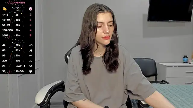 Snapshot of broosnica1 chatting on December 2025 06:44:01 AM broosnica1 online show from December 2025 06:44:01 AM