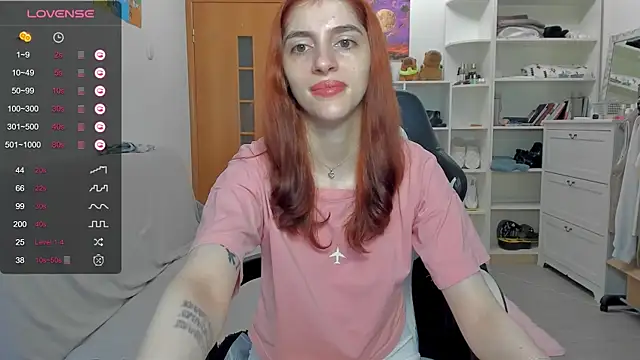 Snapshot of broosnica1 chatting on June 2026 08:05:02 AM broosnica1 online show from June 2026 08:05:02 AM