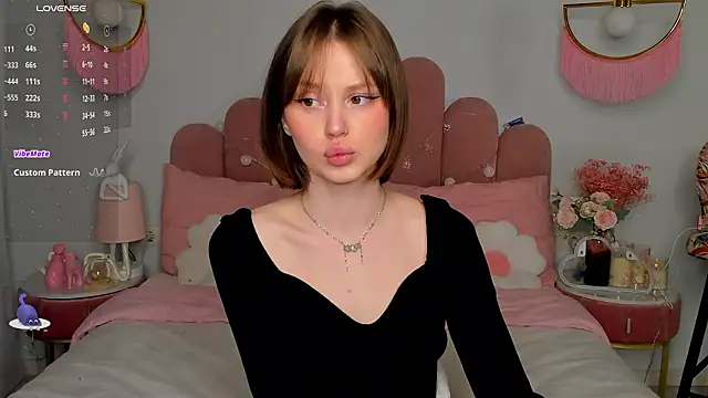 MaryLew online show from February 2026 06:11:02 AM