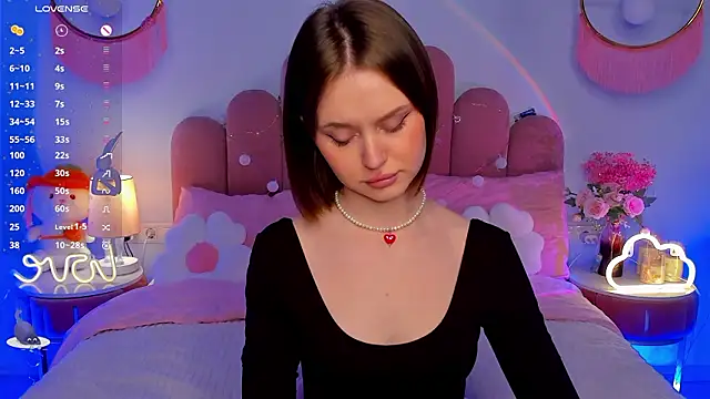 MaryLew online show from February 2026 06:41:02 AM