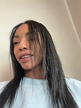 Snapshot of xenia_golden chatting on March 2026 03:50:01 PM xenia golden online show from March 2026 03:50:01 PM